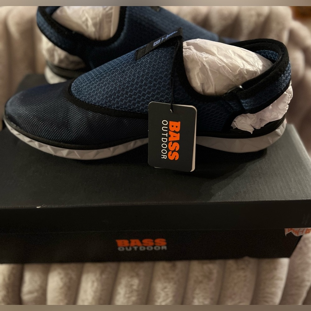 BASS OUTDOOR MENS MESH SHOES, SIZE 10.5, NEW IN BOX